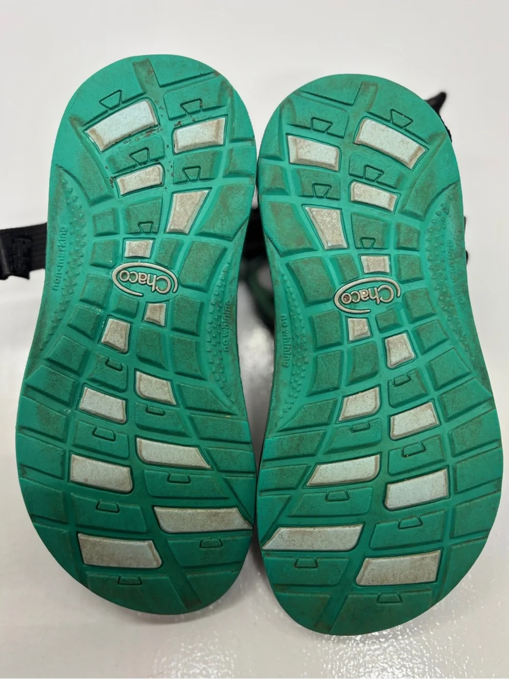 Chaco Kids Z/1 Sport Sandals Youth Size 13 Green Black Hiking Water Shoes